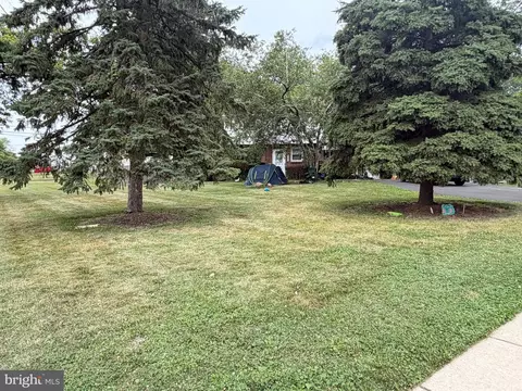 Exterior - 229 Luff Ln, Warminster, PA 18974 photo 1 of 1