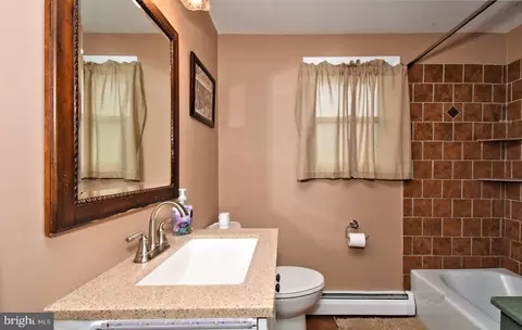 Bath - 261 Valley Rd, Warminster, PA 18974 photo 2 of 2