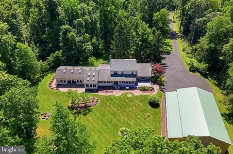 475 Crowthers Rd, Quakertown, PA 18951