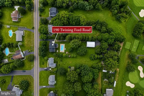 190 Twining Ford Rd, Richboro, PA 18954