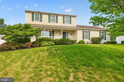 56 Woodview Dr, Chalfont, PA 18914