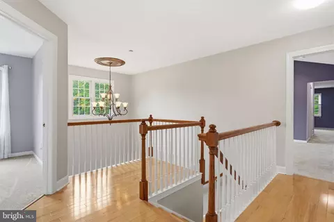 Entry Way - 2027 Oak Ave, Jamison, PA 18929 photo 4 of 10