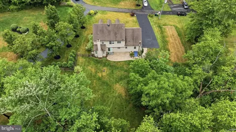 View/Area - 2027 Oak Ave, Jamison, PA 18929 photo 8 of 13