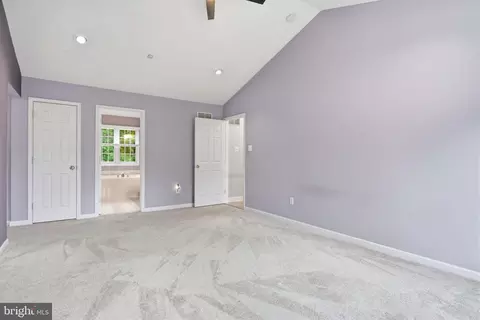 Entry Way - 2027 Oak Ave, Jamison, PA 18929 photo 7 of 10