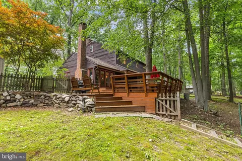Exterior - 5839 Private Rd, Doylestown, PA 18902 photo 9 of 11