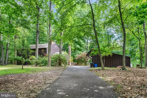 Exterior - 5839 Private Rd, Doylestown, PA 18902 photo 4 of 11