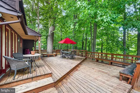 Exterior - 5839 Private Rd, Doylestown, PA 18902 photo 6 of 11