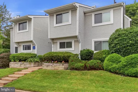 12 Hillcroft Way, Newtown, PA 18940