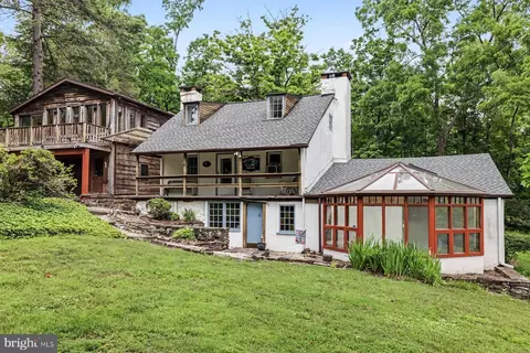 14 Stover Park Rd, Pipersville, PA 18947