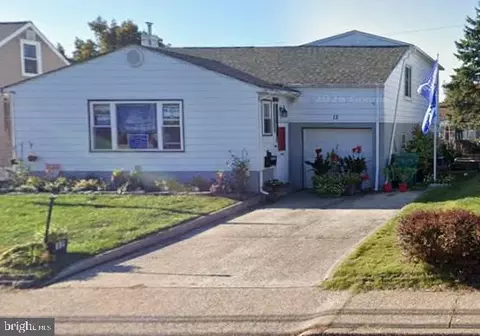 12 Mill Creek Rd, Levittown, PA 19057