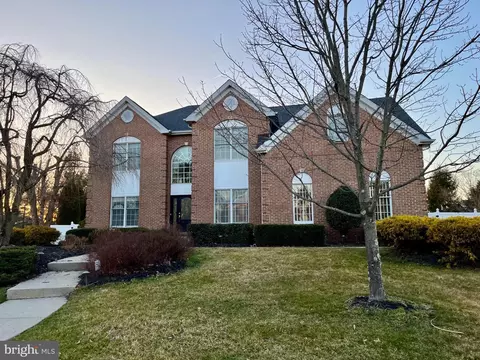 1224 Bridle Estates Dr, Yardley, PA 19067