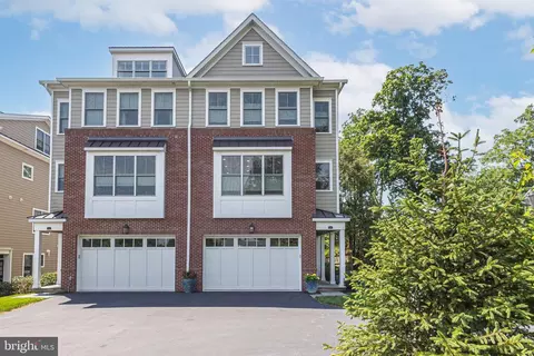 168 Old York Rd, New Hope, PA 18938