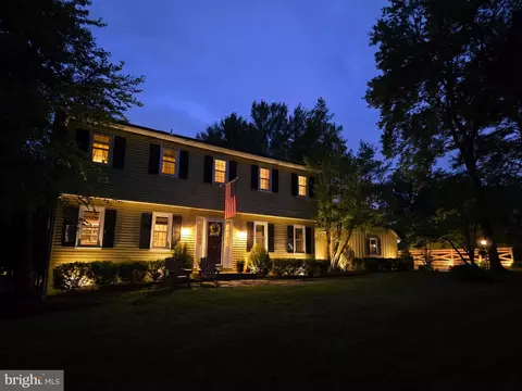 Exterior - 17 Stringer Dr, Doylestown, PA 18901 photo 6 of 26