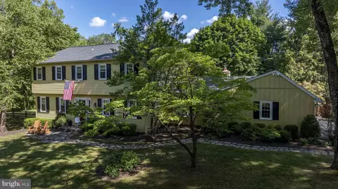 Exterior - 17 Stringer Dr, Doylestown, PA 18901 photo 2 of 26