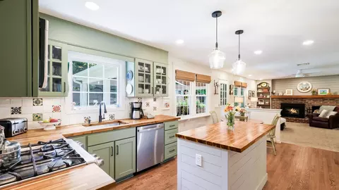 Kitchen - 17 Stringer Dr, Doylestown, PA 18901 photo 1 of 6