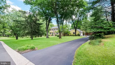 Exterior - 17 Stringer Dr, Doylestown, PA 18901 photo 3 of 26