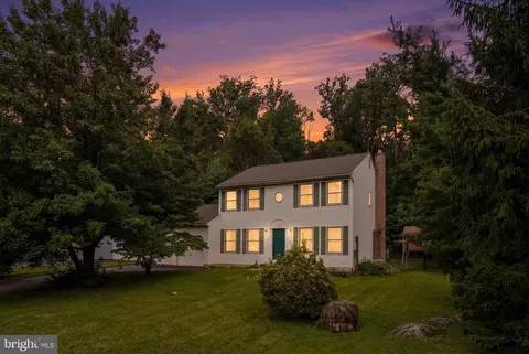 28 Ridge Run Rd, Sellersville, PA 18960