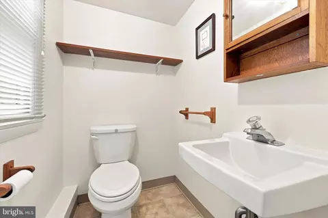Bath - 726 Violet Rd, Warminster, PA 18974 photo 2 of 2