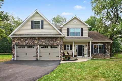 405 Three Mile Run Rd, Sellersville, PA 18960