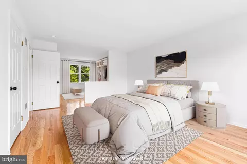 14 Brighton Pl, Newtown, PA 18940