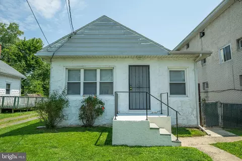 233 Centre St, Penndel, PA 19047
