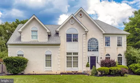 2059 Dawn Ln, Newtown, PA 18940