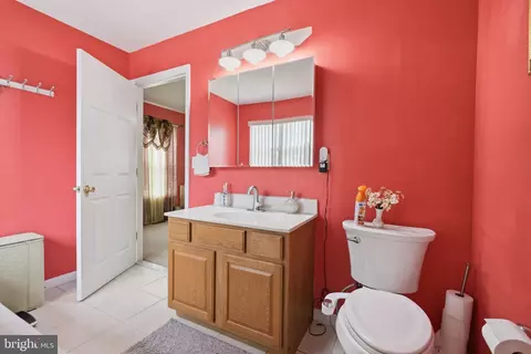 Bath - 2347 Maple Ave, Croydon, PA 19021 photo 4 of 5