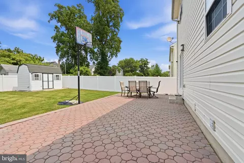 Exterior - 2347 Maple Ave, Croydon, PA 19021 photo 5 of 9