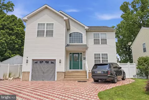 Exterior - 2347 Maple Ave, Croydon, PA 19021 photo 3 of 9