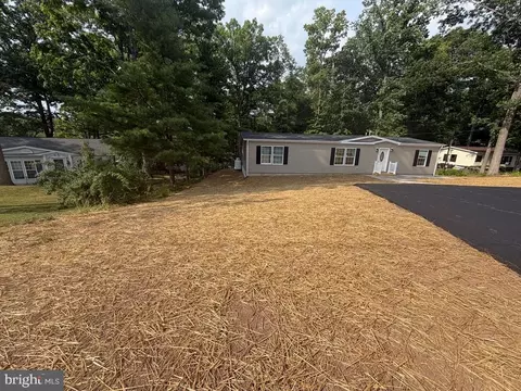 9 Hillside Dr, Quakertown, PA 18951