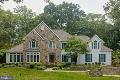 36 Timber Knoll Dr, Washington Crossing, PA 18977