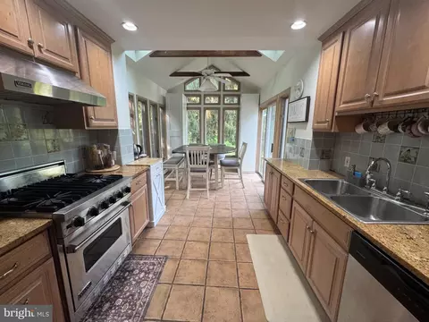 2727 Durham Rd, Doylestown, PA 18902