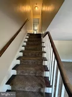 Entry Way - 284 W State St, Doylestown, PA 18901 photo 3 of 5