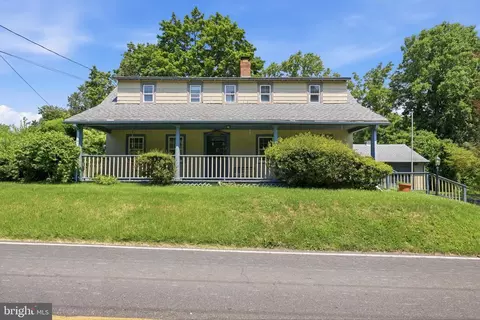20 Trevose Rd, Feasterville Trevose, PA 19053