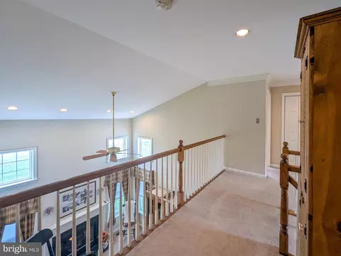 Entry Way - 5370 Windtree Dr, Doylestown, PA 18902 photo 4 of 5
