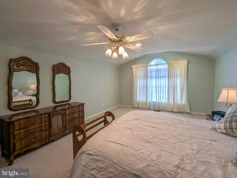 Bedroom - 5370 Windtree Dr, Doylestown, PA 18902 photo 2 of 9