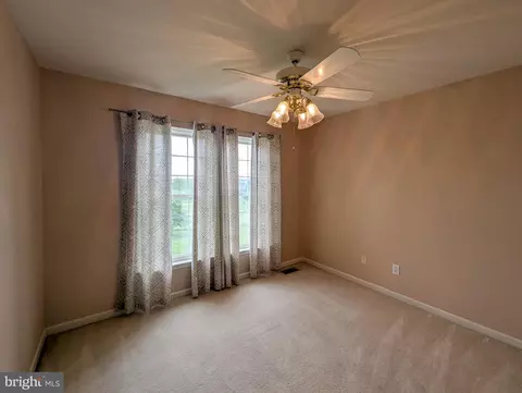 Bedroom - 5370 Windtree Dr, Doylestown, PA 18902 photo 7 of 9