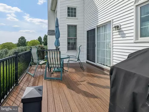 Exterior - 5370 Windtree Dr, Doylestown, PA 18902 photo 4 of 7