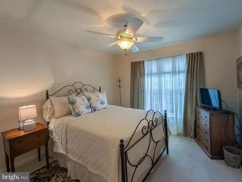 Bedroom - 5370 Windtree Dr, Doylestown, PA 18902 photo 5 of 9