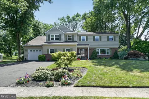 240 Beaver Rd, Southampton, PA 18966