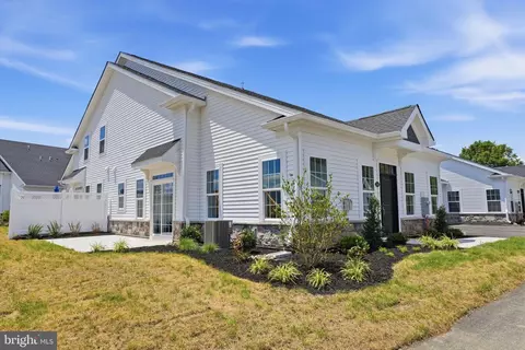 11 Cedar Cir # 6, Levittown, PA 19055