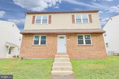 107 Hunter Way, Chalfont, PA 18914