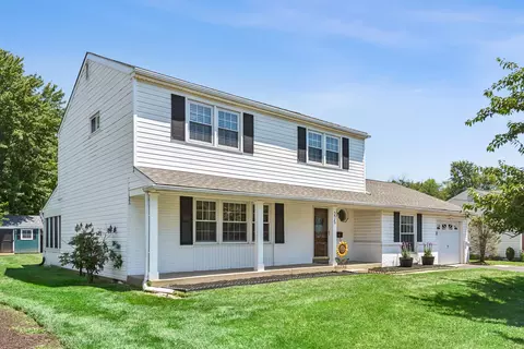275 Waverly Rd, Southampton, PA 18966