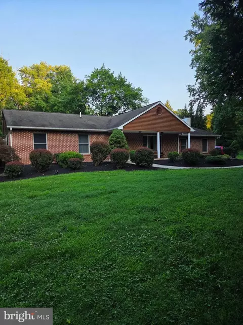 1373 Oxford Valley Rd, Yardley, PA 19067