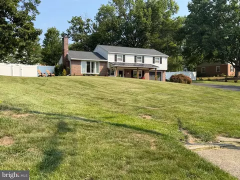 622 Highland Dr, Perkasie, PA 18944