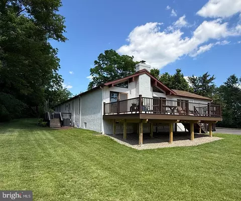 166 Twining Bridge Road Rd, Newtown, PA 18940