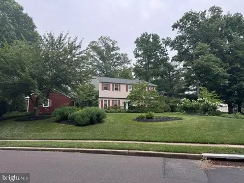 1333 University Dr, Yardley, PA 19067