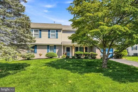 169 Barnsbury Rd, Langhorne, PA 19047