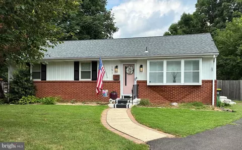 151 E Richardson Ave, Langhorne, PA 19047