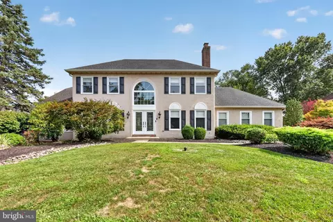 536 Winchester Dr, Yardley, PA 19067